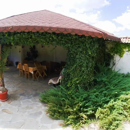 Atanasovi House بيت ضيافة شكوربيلوفتسي