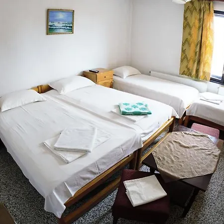Atanasovi House 슈코르필로브치