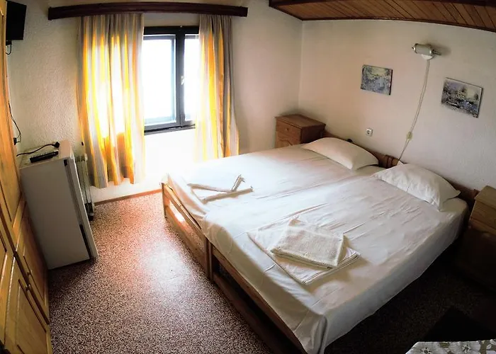 Atanasovi House Casa de hóspedes Shkorpilovtsi