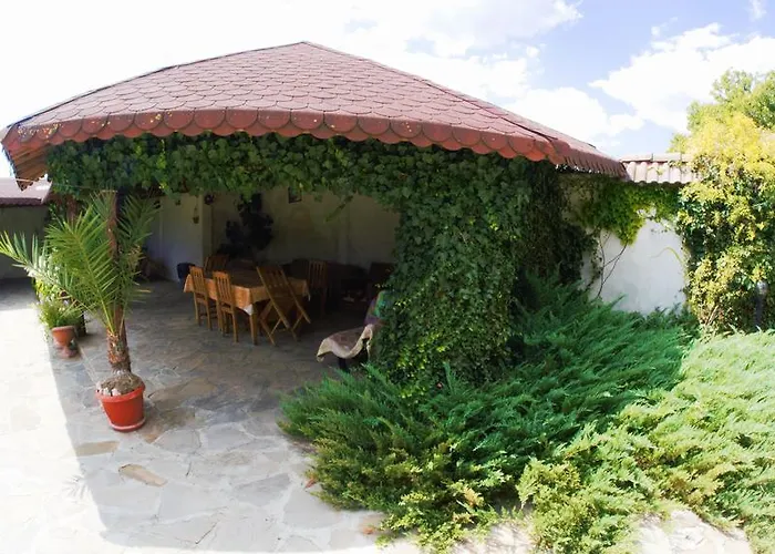 Atanasovi House Casa de hóspedes Shkorpilovtsi