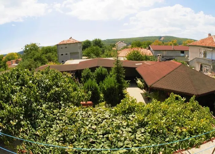 Atanasovi House Shkorpilovtsi