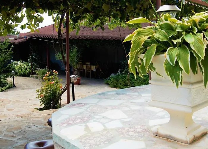 Atanasovi House Casa de hóspedes