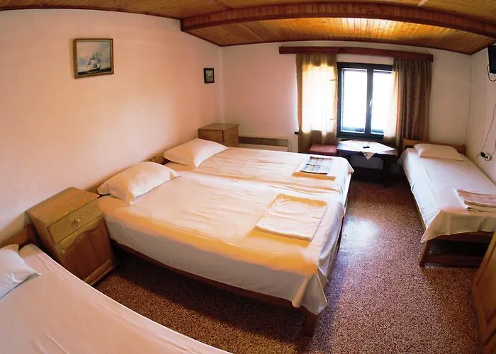 Atanasovi House Casa de hóspedes Shkorpilovtsi